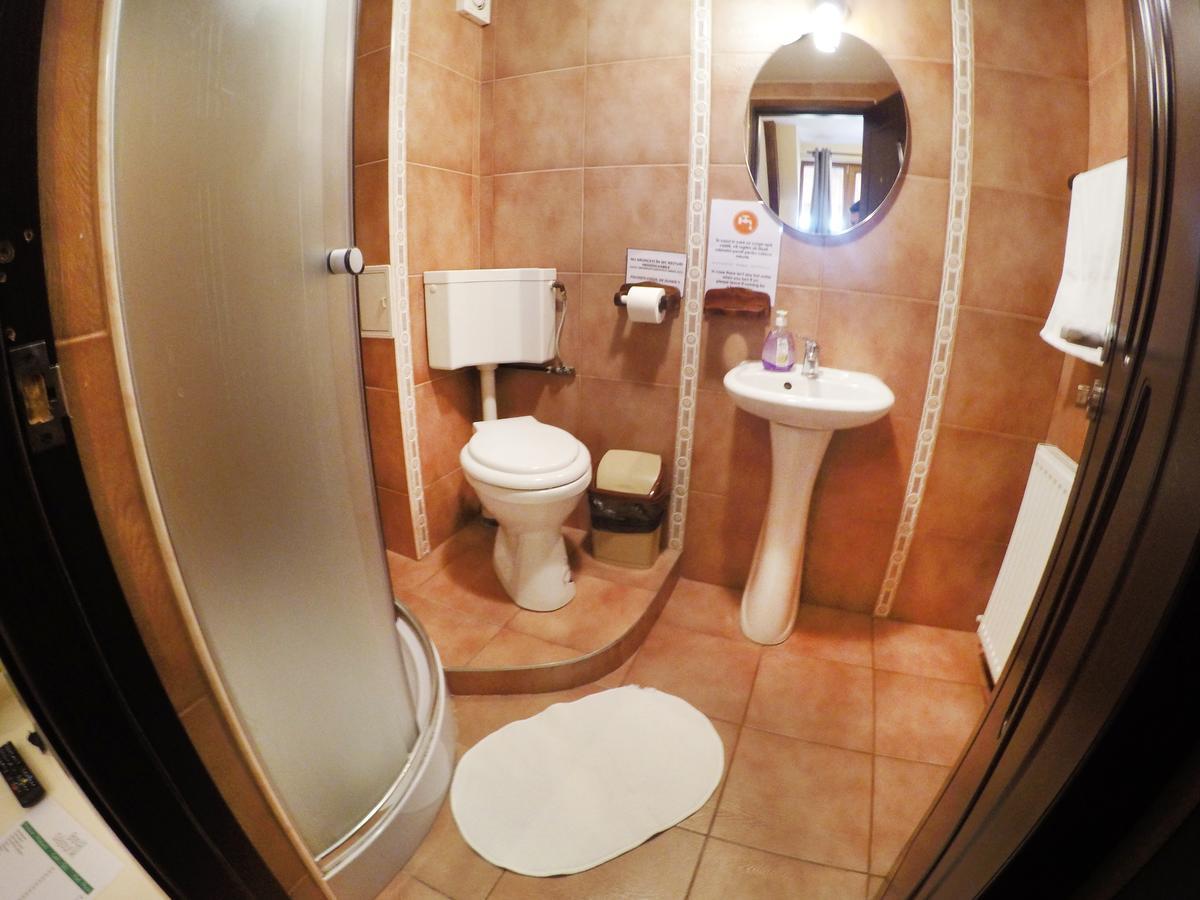 Bonsejour Hotel Braşov Buitenkant foto